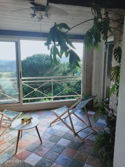 Appartement Au Coeur Du Village De Callian Экстерьер фото
